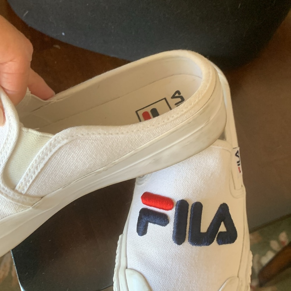 Fila slip ons - Picture 3 of 8